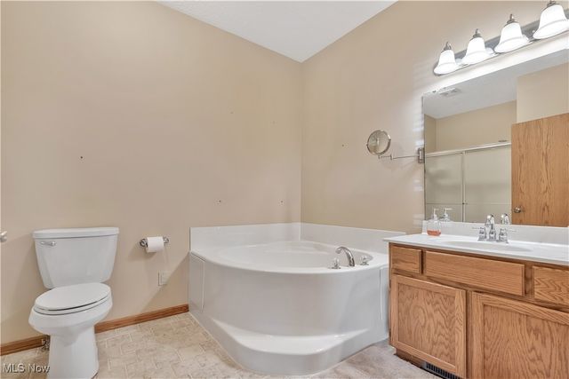 915 Shackleton Drive, Canal Fulton, OH 44614