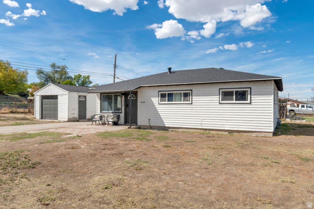 4982 W 5035 S, Kearns, UT 84118 — photo 2
