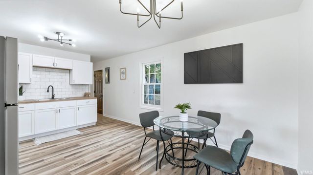 6517 Baytree Drive, Fort Wayne, IN 46825