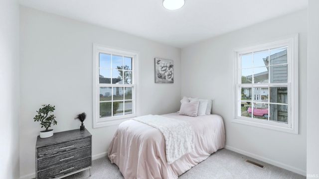 6517 Baytree Drive, Fort Wayne, IN 46825