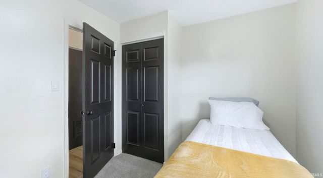 6517 Baytree Drive, Fort Wayne, IN 46825