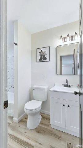 6517 Baytree Drive, Fort Wayne, IN 46825