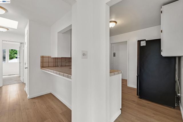 1947 E St, Hayward, CA 94541