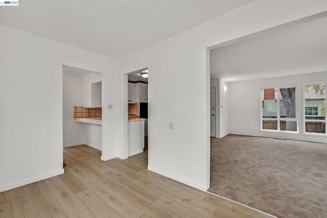 1947 E St, Hayward, CA 94541