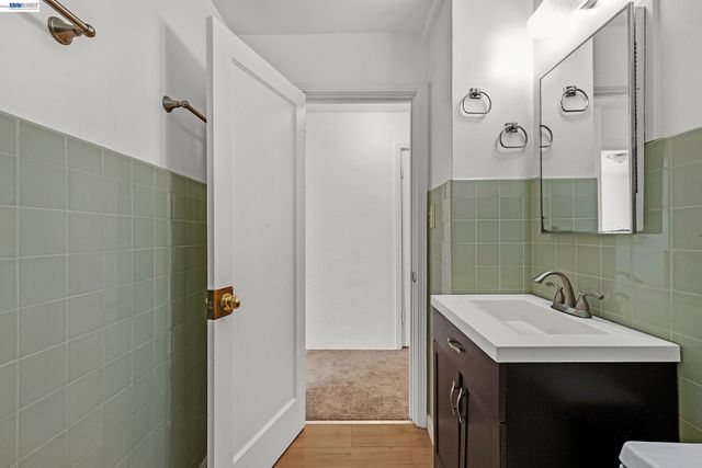 1947 E St, Hayward, CA 94541