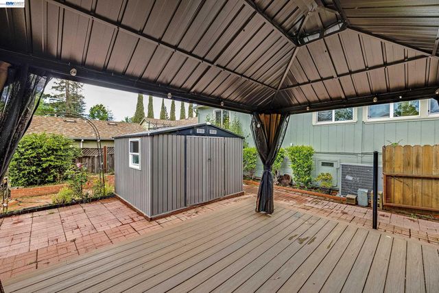 1947 E St, Hayward, CA 94541