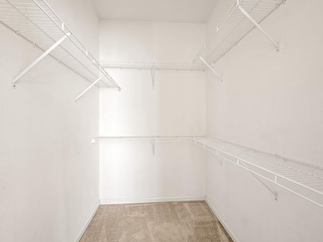 2887 E Christopher Drive, Fresno, CA 93720