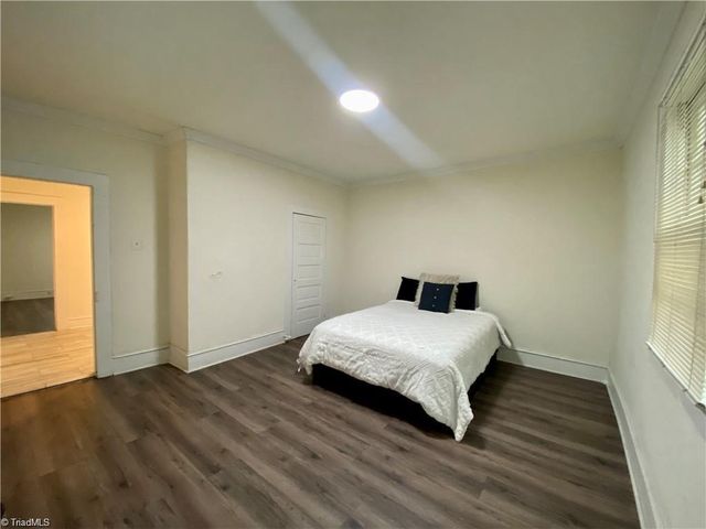 1415 E 4th Street, Winston-salem, NC 27101