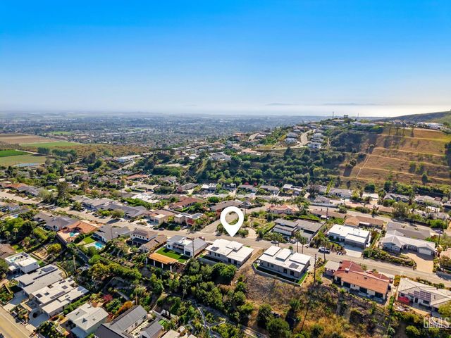 872 Via Ondulando, Ventura, CA 93003