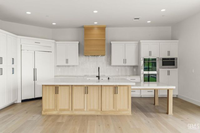 872 Via Ondulando, Ventura, CA 93003