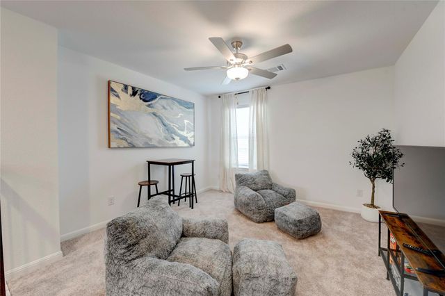 311 Flowers Ave, Hutto, TX 78634