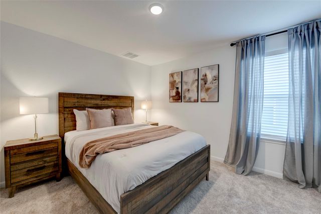 311 Flowers Ave, Hutto, TX 78634