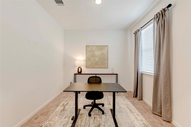 311 Flowers Ave, Hutto, TX 78634