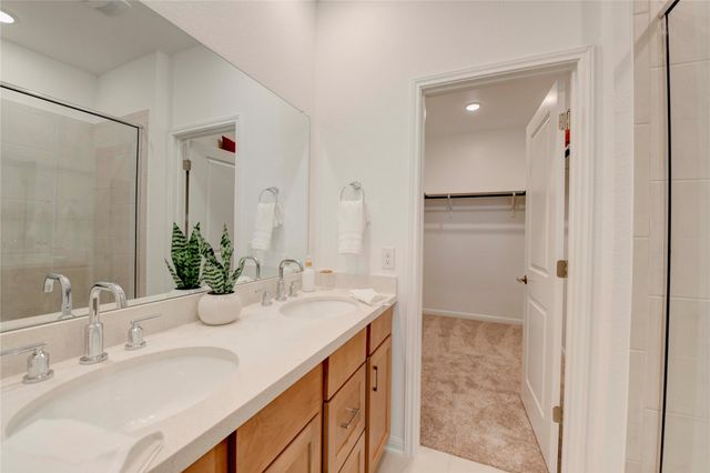 311 Flowers Ave, Hutto, TX 78634