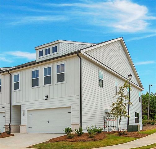 410 Point Place Drive, Loganville, GA 30052