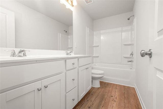 410 Point Place Drive, Loganville, GA 30052