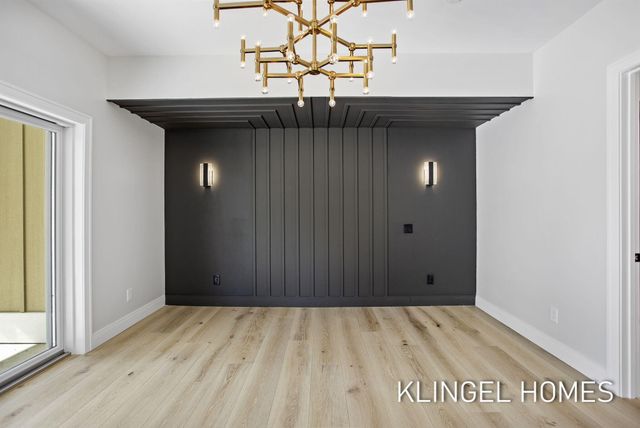 930 W Savidge Street 7, Spring Lake Vllg, MI 49456