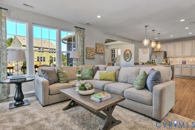 985 Charlemagne Rd, Midlothian, VA 23114