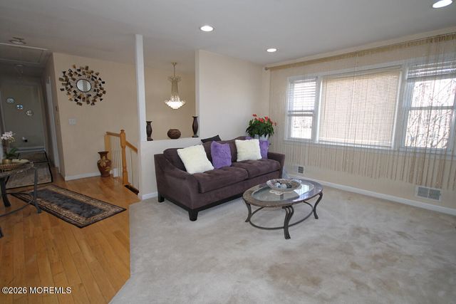 440 Smith Court, Cliffwood, NJ 07721