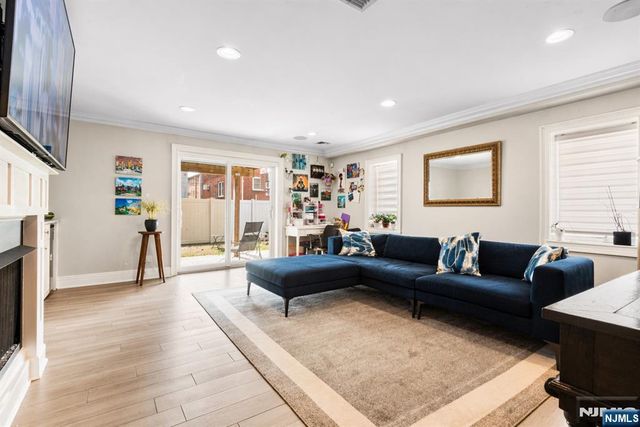 6 Marion Avenue B, Cliffside Park, NJ 07010