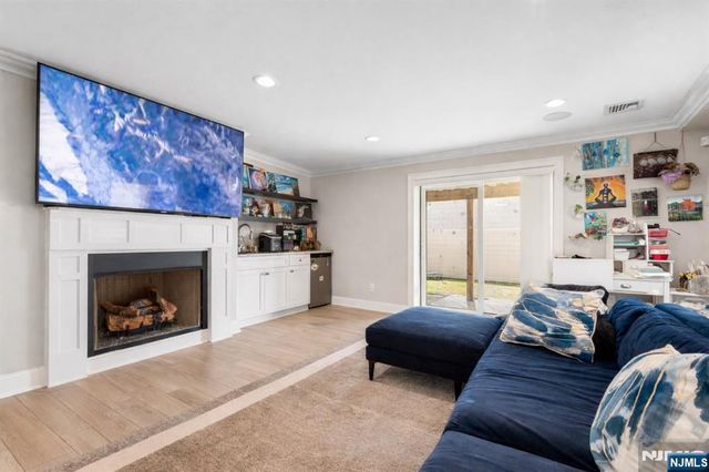 6 Marion Avenue B, Cliffside Park, NJ 07010