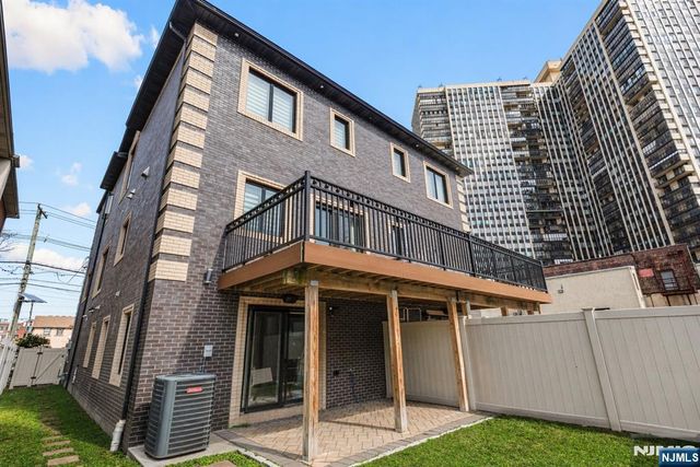 6 Marion Avenue B, Cliffside Park, NJ 07010