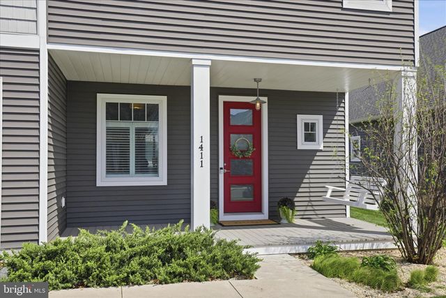 1411 WILLOW CREEK DR, Mount Joy, PA 17552