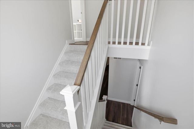 1411 WILLOW CREEK DR, Mount Joy, PA 17552