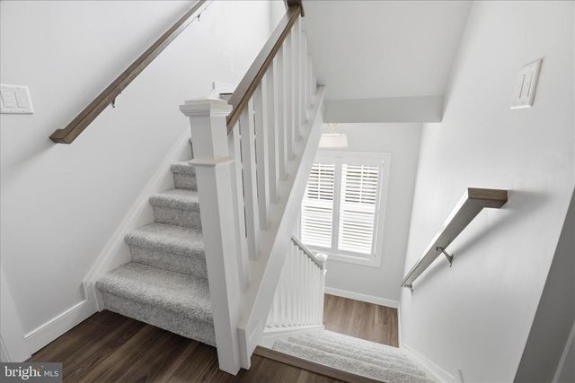 1411 WILLOW CREEK DR, Mount Joy, PA 17552