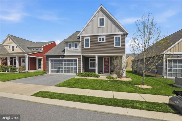 1411 WILLOW CREEK DR, Mount Joy, PA 17552