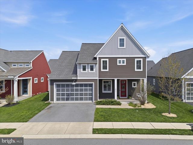 1411 WILLOW CREEK DR, Mount Joy, PA 17552