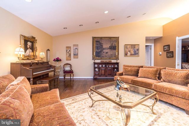 11 STEEPLECHASE LN, Blue Bell, PA 19422