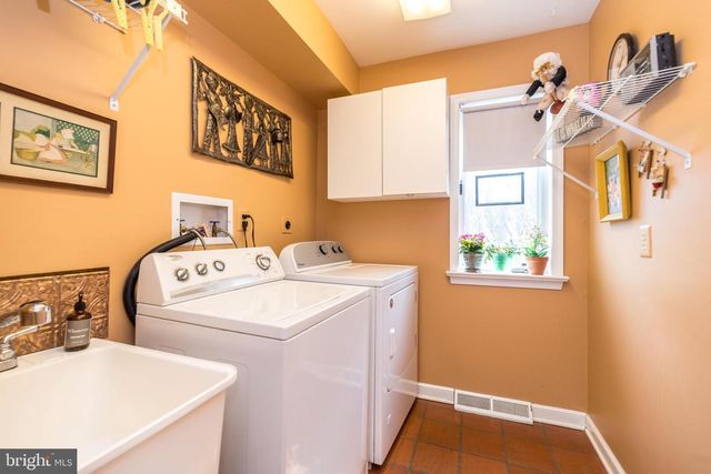 11 STEEPLECHASE LN, Blue Bell, PA 19422