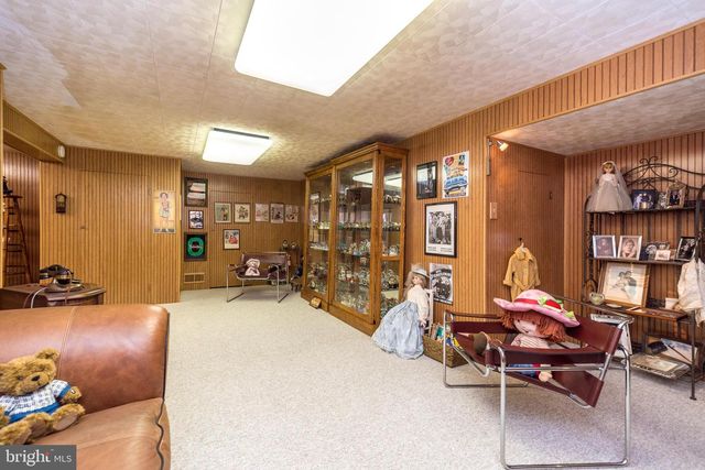 11 STEEPLECHASE LN, Blue Bell, PA 19422