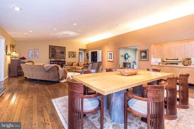 11 STEEPLECHASE LN, Blue Bell, PA 19422