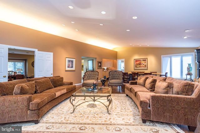 11 STEEPLECHASE LN, Blue Bell, PA 19422