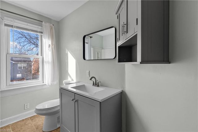 921 Oaklawn AVE, Norfolk, VA 23504