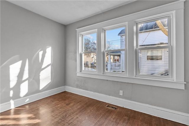 921 Oaklawn AVE, Norfolk, VA 23504