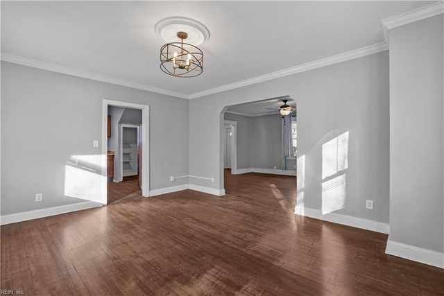 921 Oaklawn AVE, Norfolk, VA 23504