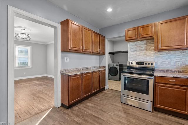 921 Oaklawn AVE, Norfolk, VA 23504