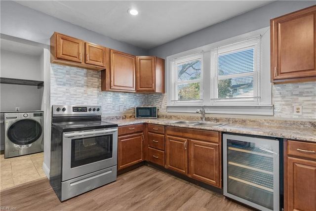 921 Oaklawn AVE, Norfolk, VA 23504