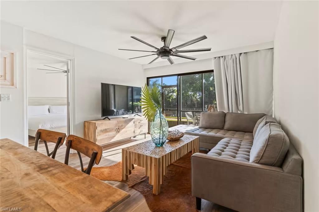 600 Neapolitan WAY 146, NAPLES, FL 34103 — photo 2