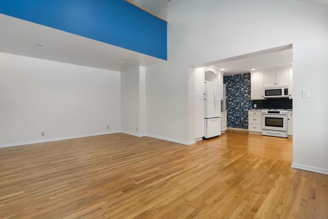 3106 Somerford Road, Columbus, OH 43221