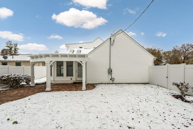 3106 Somerford Road, Columbus, OH 43221