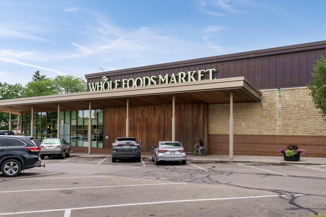 3106 Somerford Road, Columbus, OH 43221