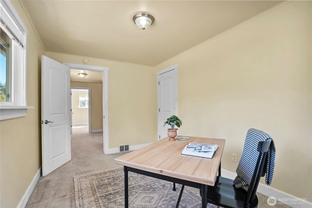 8003 NE 203RD ST, Kenmore, WA 98028