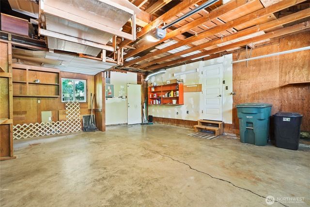 8003 NE 203RD ST, Kenmore, WA 98028