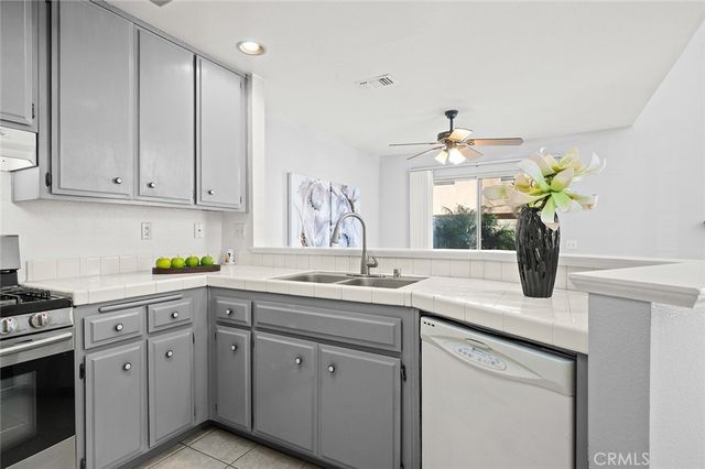 1111 Portofino Court 101, Corona, CA 92881