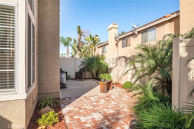 1111 Portofino Court 101, Corona, CA 92881