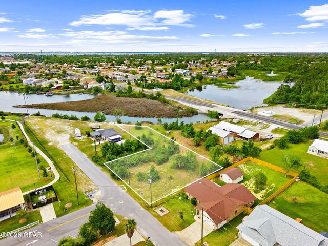 424 Viola Avenue, Panama City, FL 32404